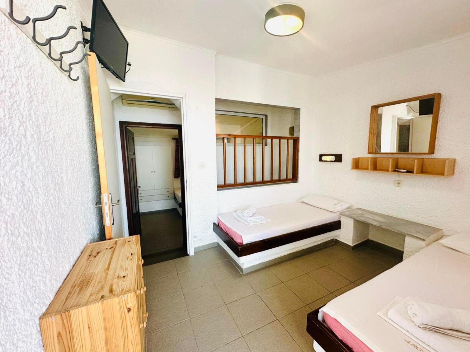 Argo Apartments Nea Poteidaia Room photo